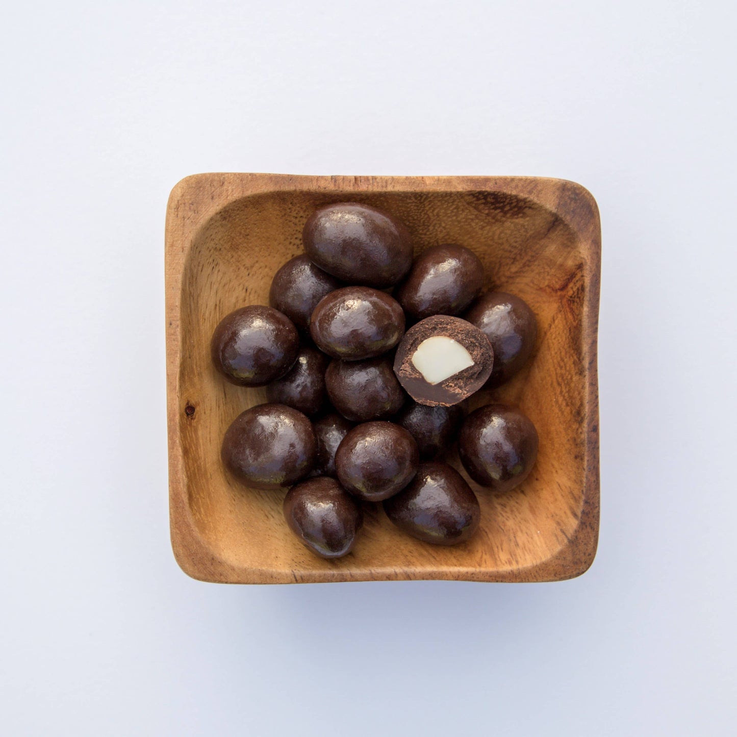 Organic Macadamias with Dark Chocolate (4.5oz)