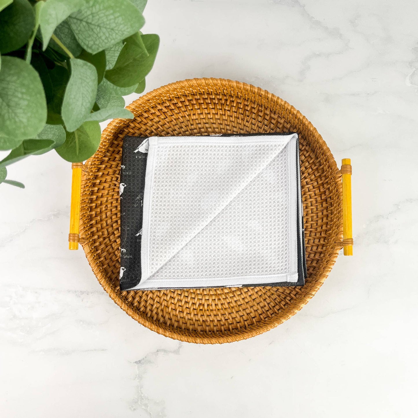Multipurpose Towel | Manu x Ariel Imoto
