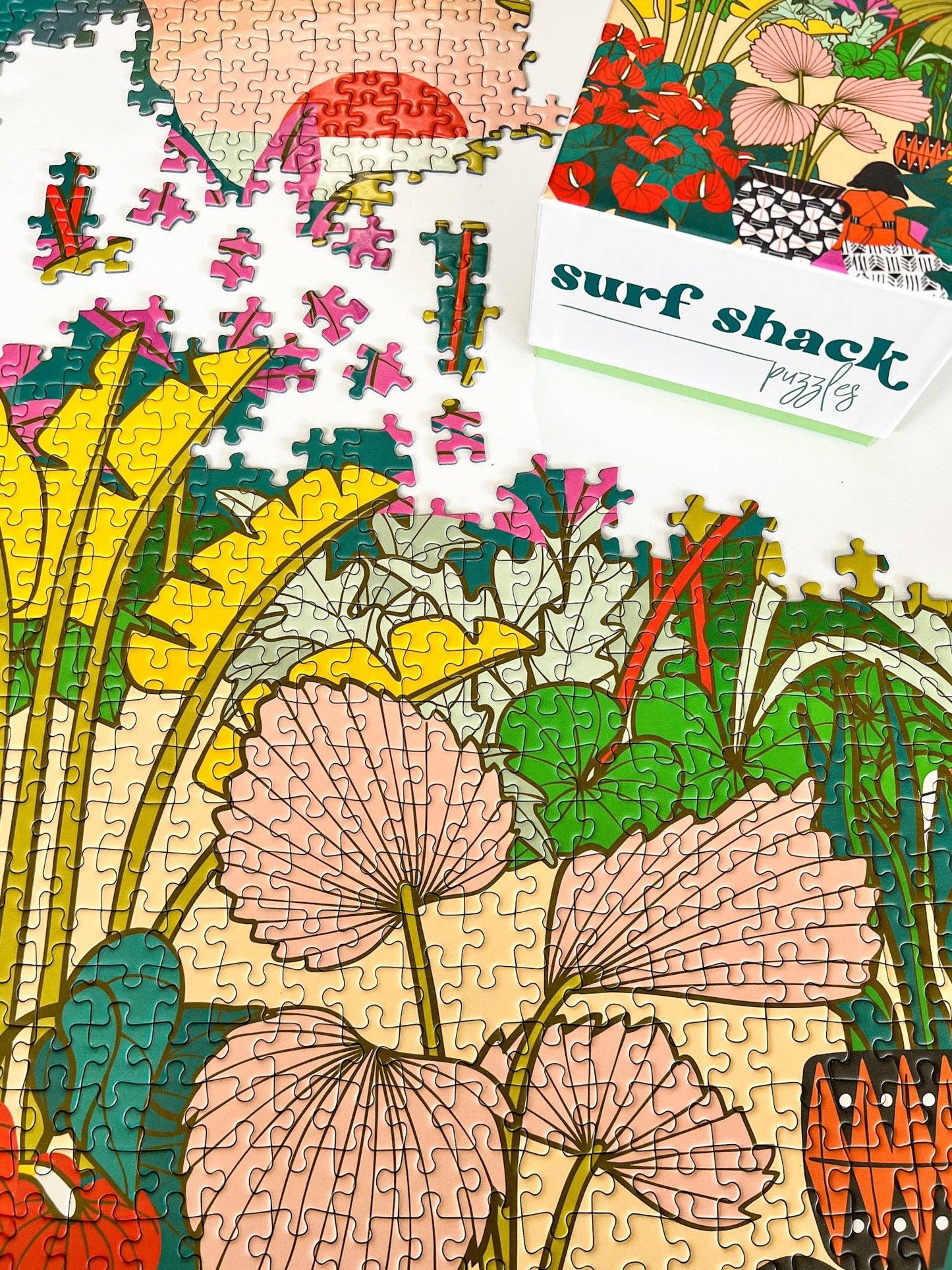 Lost in Paradise - 1000 piece puzzle