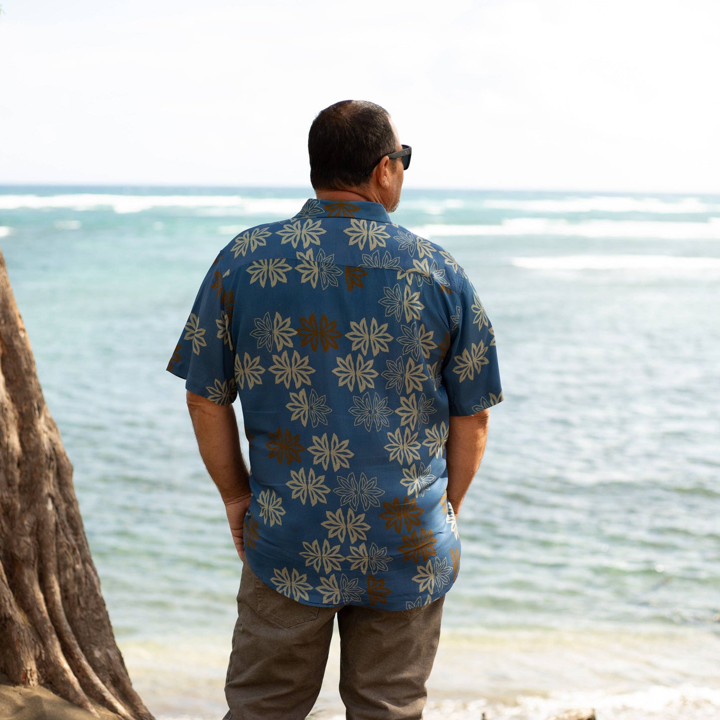 Mens Aloha Shirt - Sky Blue Naupaka