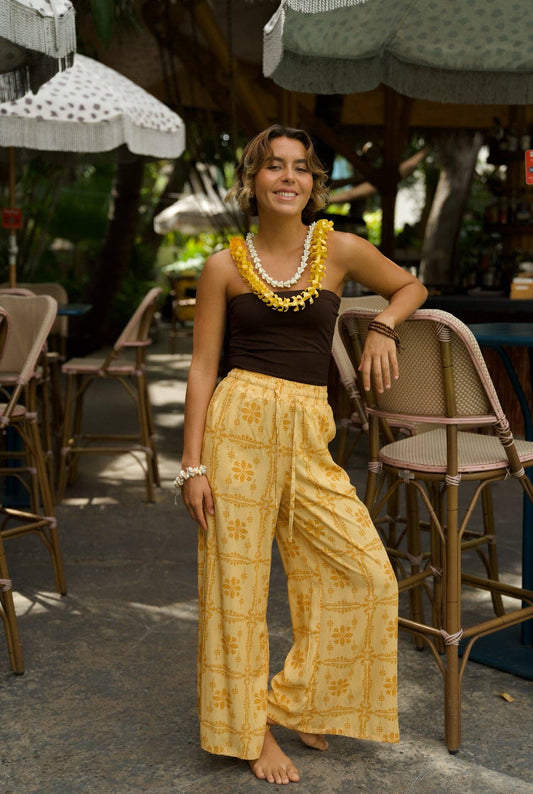 Pua Kenikeni Glow Hoa Pants