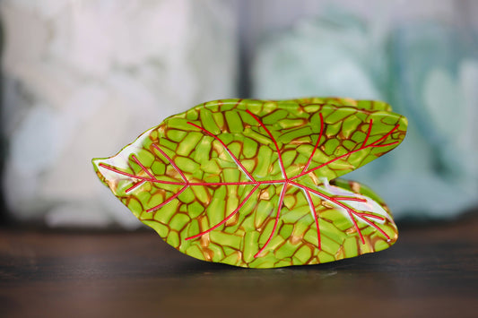 Tropical leaf hair clip