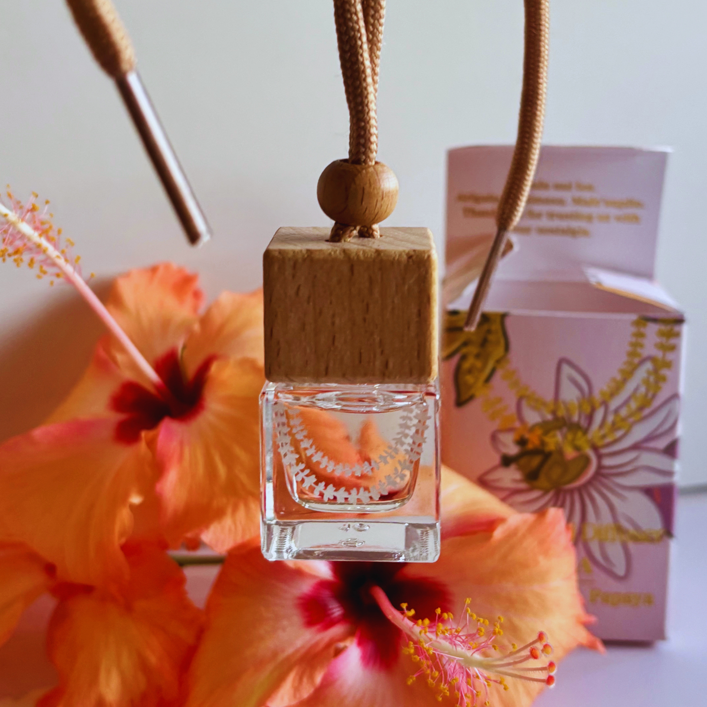 8 ML Hanging Mini Lei Diffuser