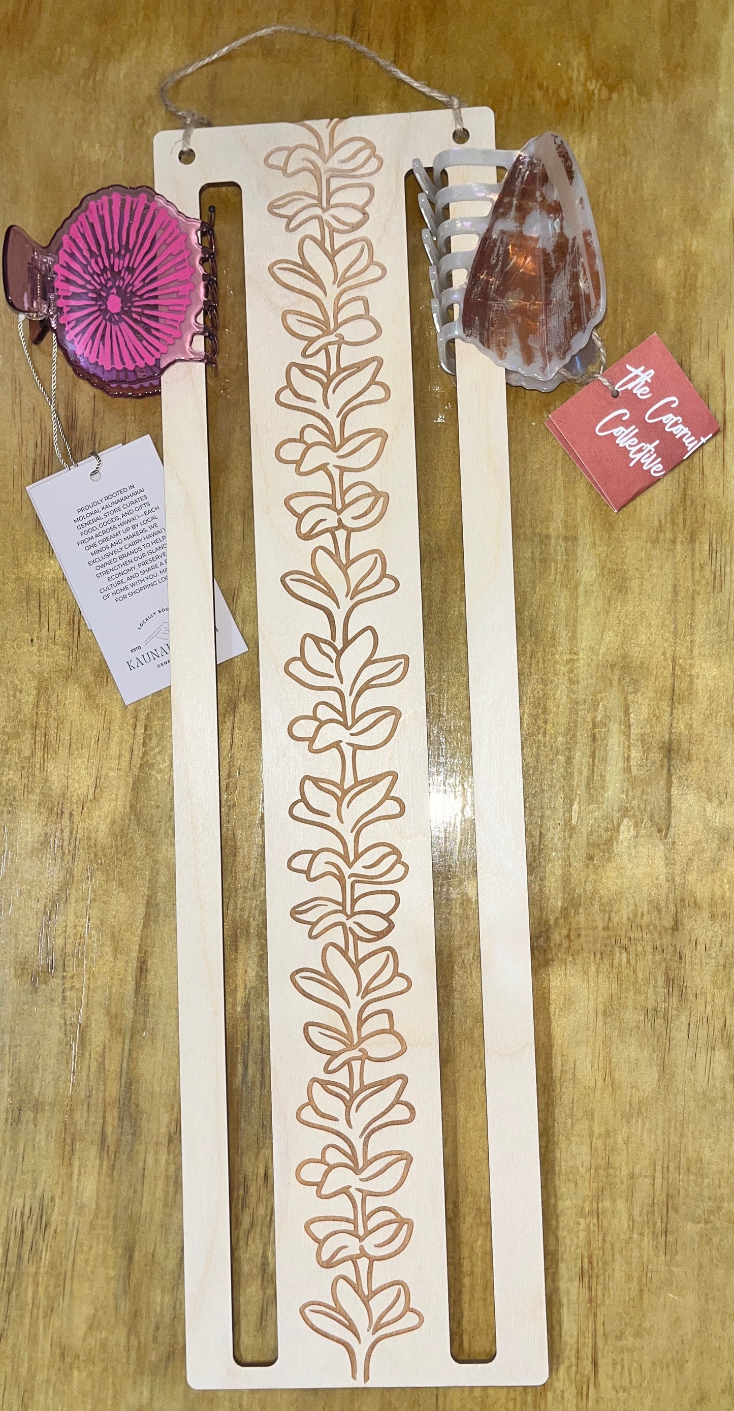 Plumeria Clip Holder