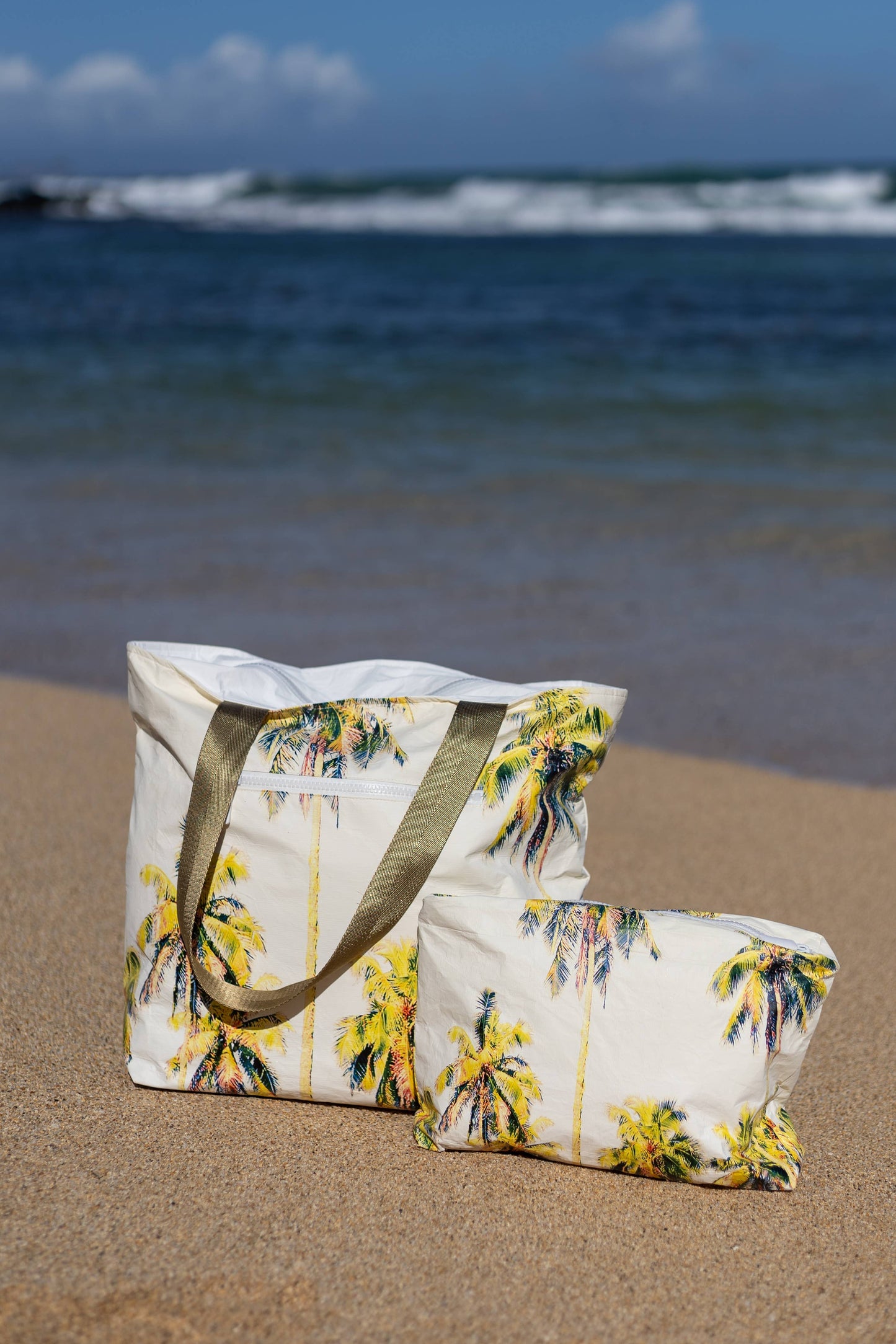 Moorea Vintage Palms Bag